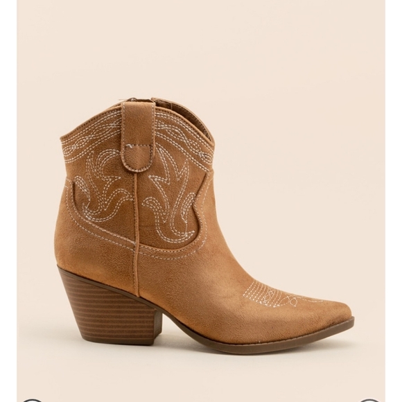 Indigo Rd Alydia Vegan Suede Boots - Picture 6 of 6